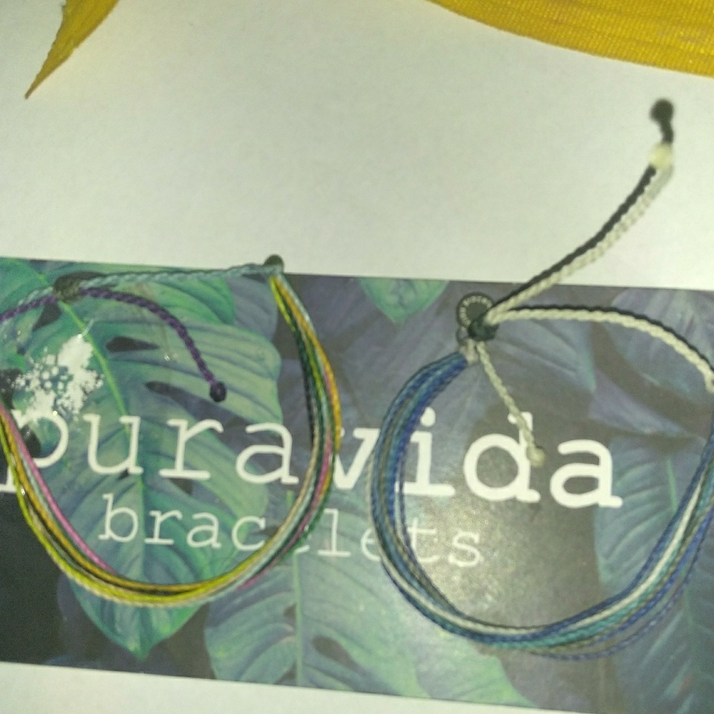 Bracelets - Picture 4 of 4